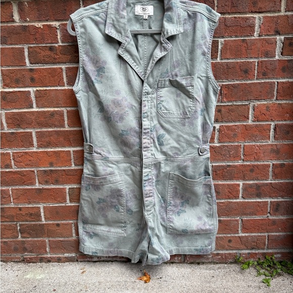Lucky Brand Green Floral Coverall Romper Shorts Size Medium Shortalls - Picture 4 of 6